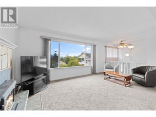 1431 15 Street Se. Salmon Arm, British Columbia