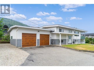 1431 15 Street Se. Salmon Arm, British Columbia