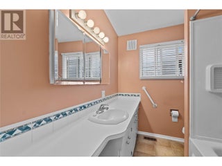 1431 15 Street Se. Salmon Arm, British Columbia