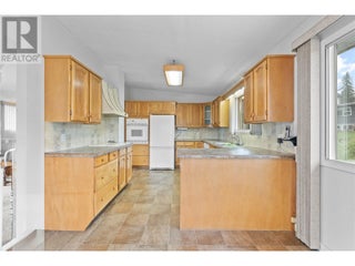 1431 15 Street Se. Salmon Arm, British Columbia