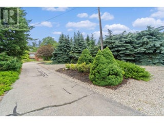 1431 15 Street Se. Salmon Arm, British Columbia