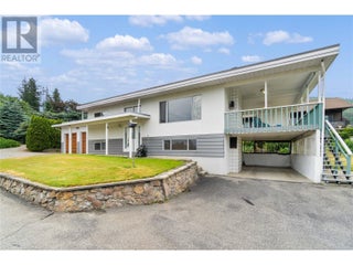 1431 15 Street Se. Salmon Arm, British Columbia