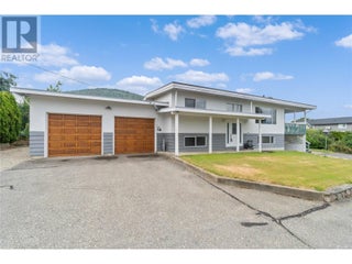 1431 15 Street Se. Salmon Arm, British Columbia