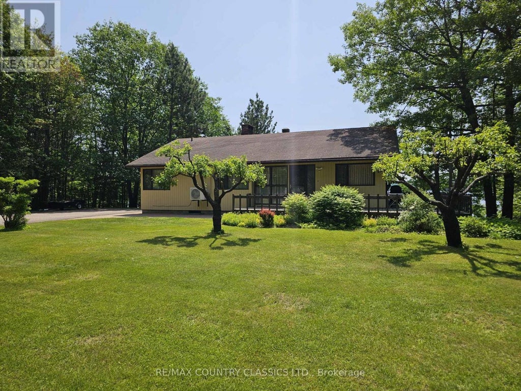 192a Blackfish Bay Road, Madawaska Valley