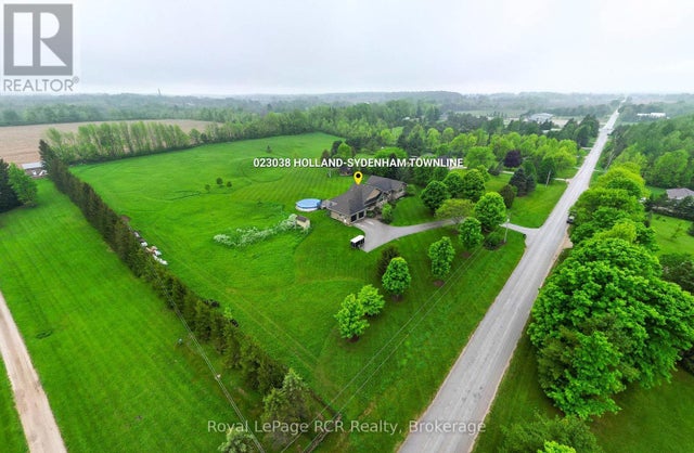 023038 Holland-sydenham Townline, Chatsworth