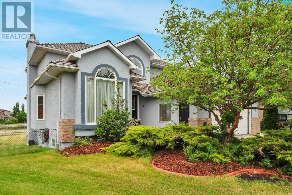 517 Lakeside Greens Place, Chestermere
