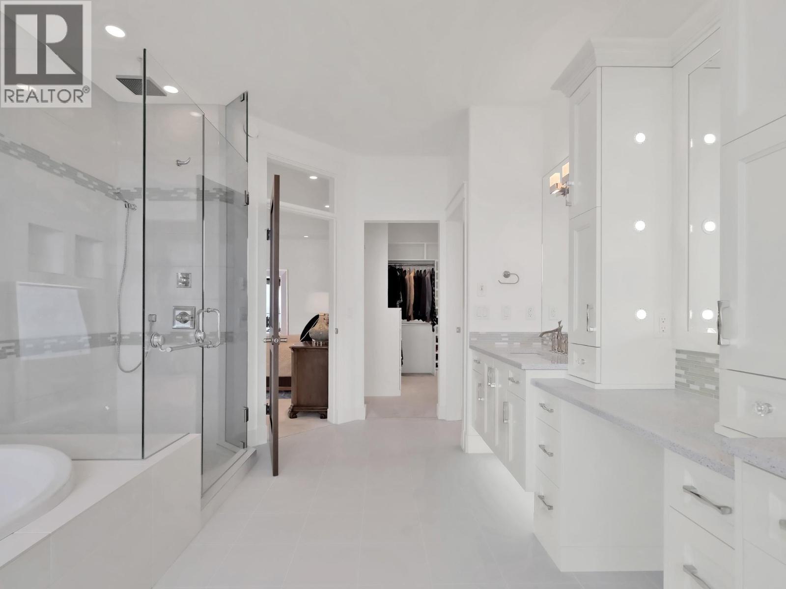 5251 Buchanan Road. Peachland, British Columbia