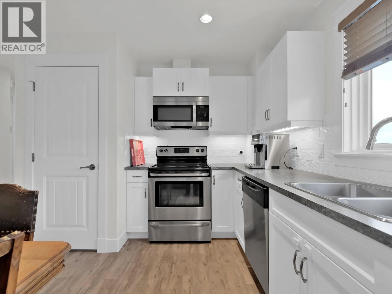 5251 Buchanan Road. Peachland, British Columbia