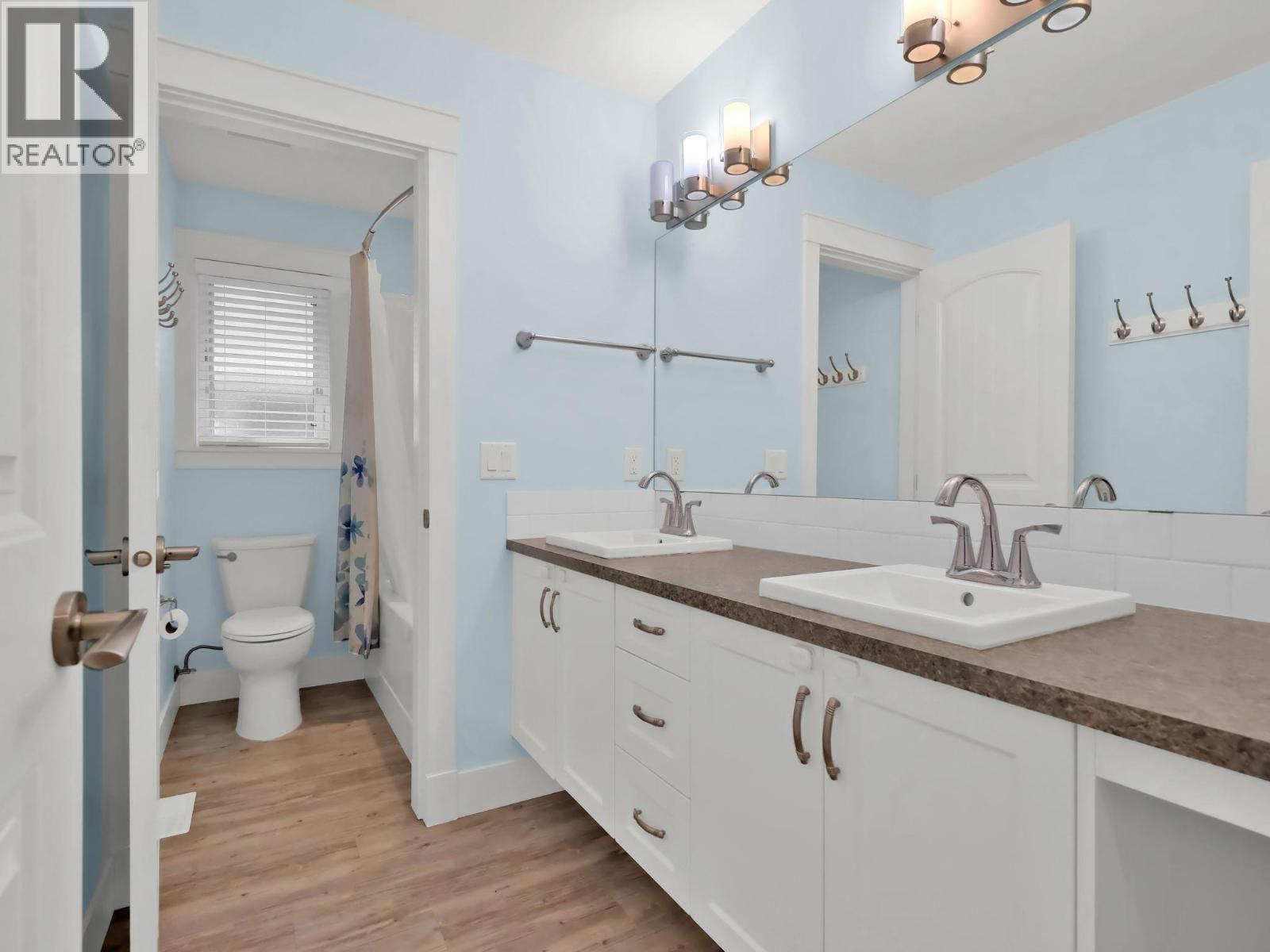 5251 Buchanan Road. Peachland, British Columbia