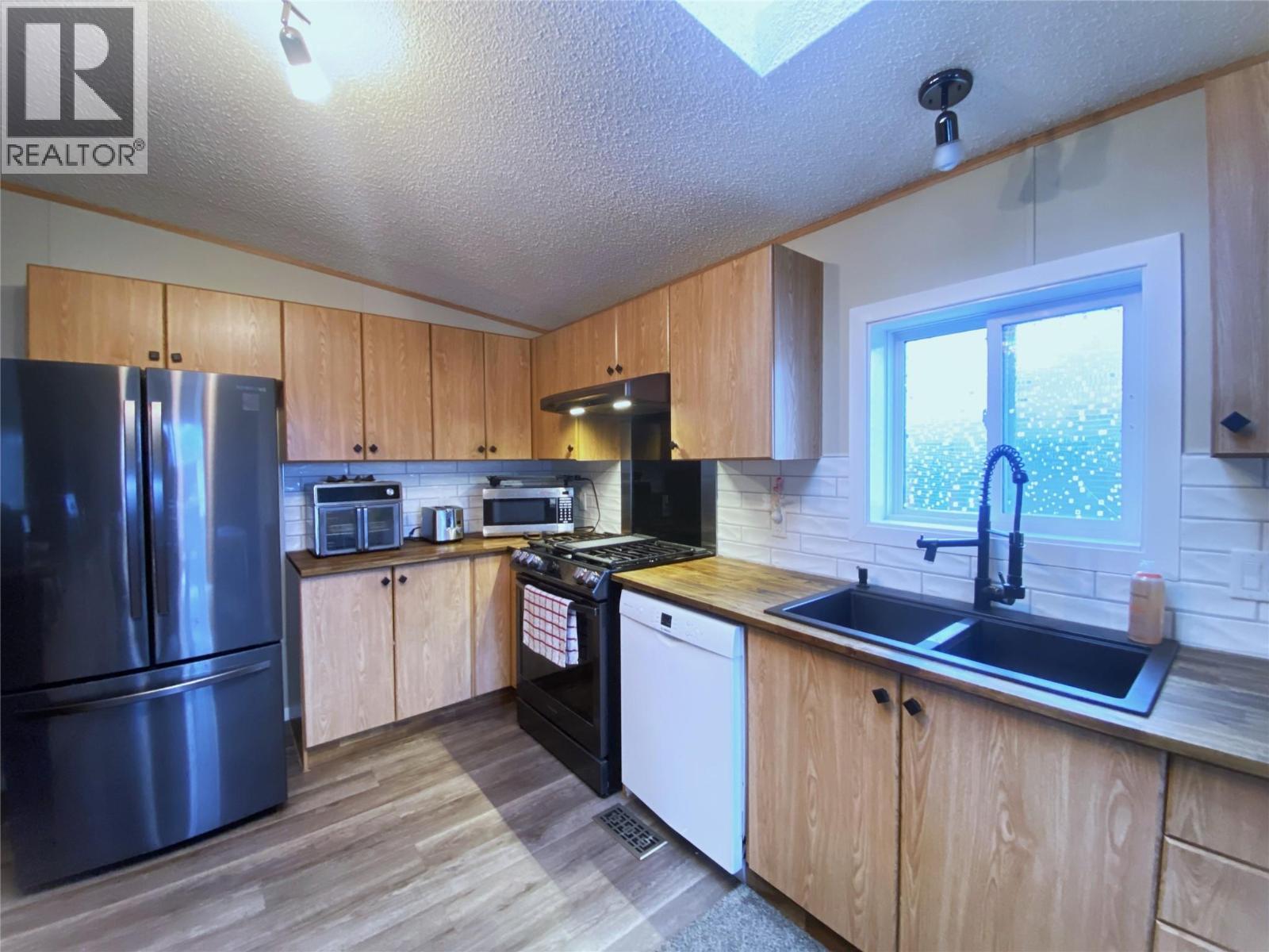 2932 Buckley Road Unit# 85. Sorrento, British Columbia