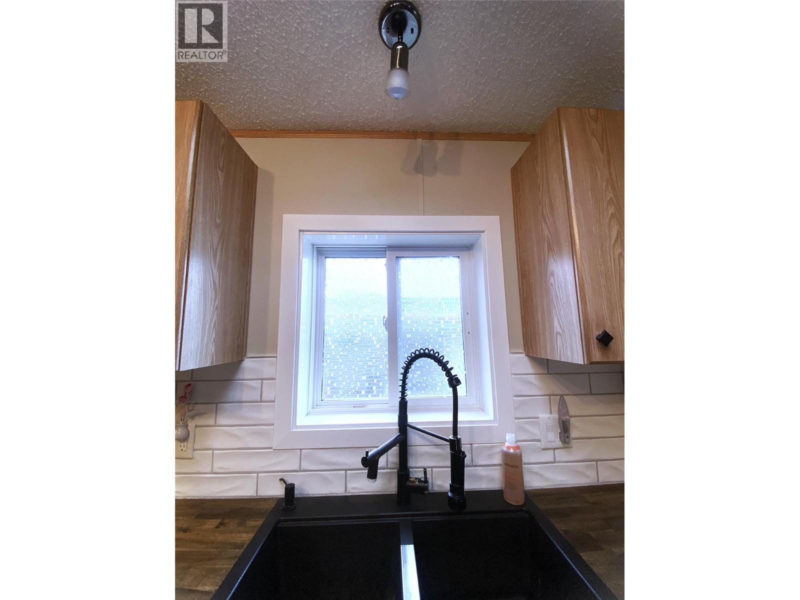 2932 Buckley Road Unit# 85. Sorrento, British Columbia