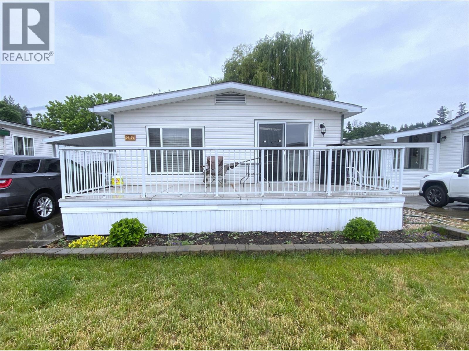 2932 Buckley Road Unit# 85. Sorrento, British Columbia