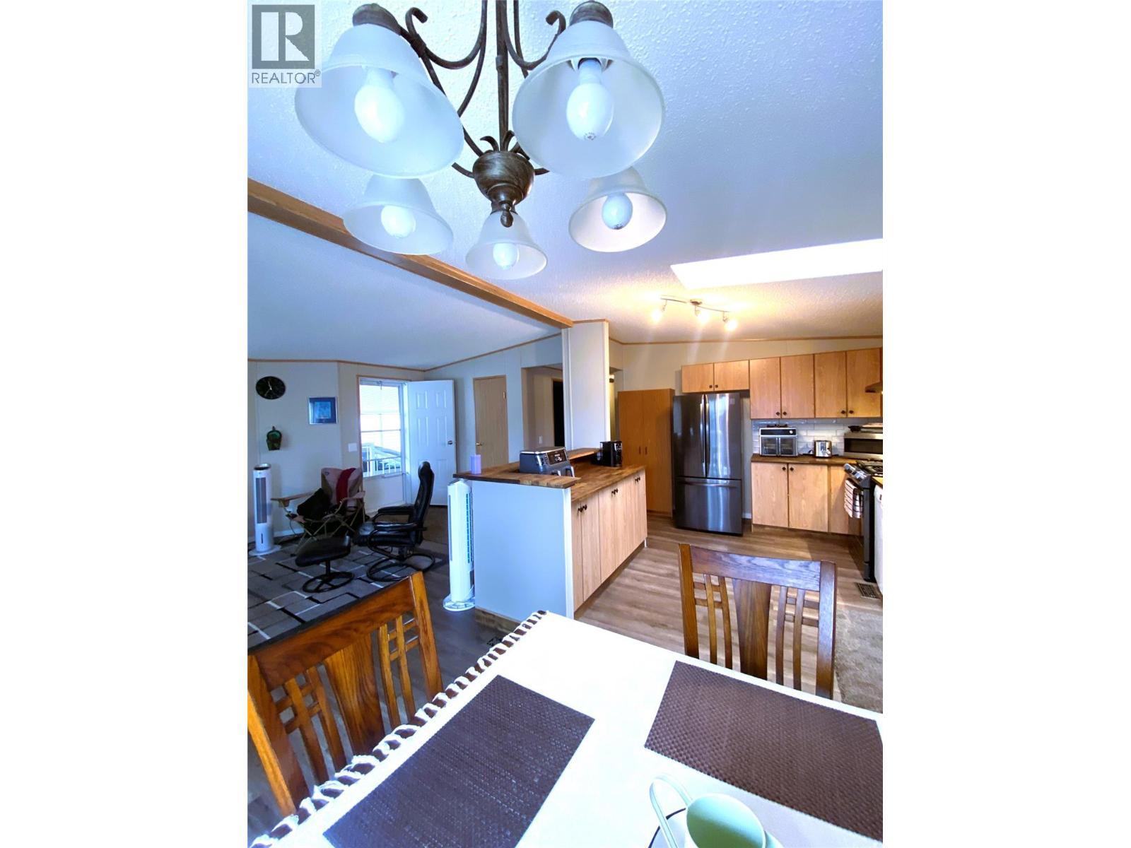 2932 Buckley Road Unit# 85. Sorrento, British Columbia