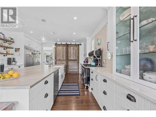 3828 Parri Road. Sorrento, British Columbia