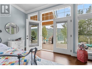 3828 Parri Road. Sorrento, British Columbia