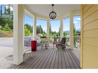 3828 Parri Road. Sorrento, British Columbia