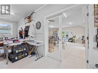 3828 Parri Road. Sorrento, British Columbia