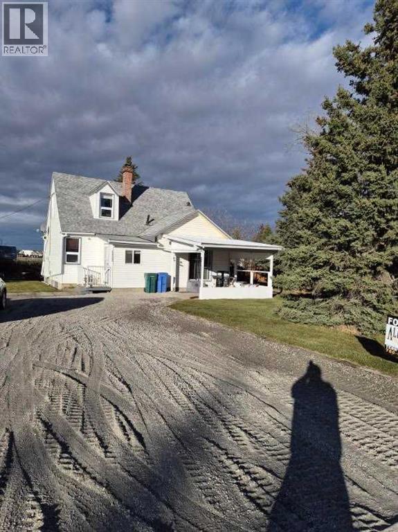 1111 7th Avenue, Beaverlodge