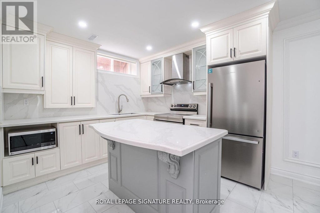 Lower - 36 Dudley Avenue, Toronto (willowdale East)