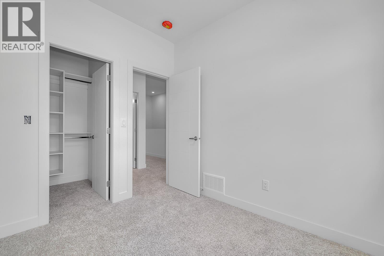 5300 Main Street Unit# 121. Kelowna, British Columbia