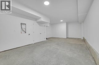 5300 Main Street Unit# 121. Kelowna, British Columbia