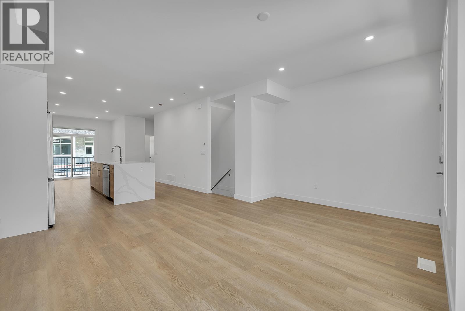 5300 Main Street Unit# 121. Kelowna, British Columbia