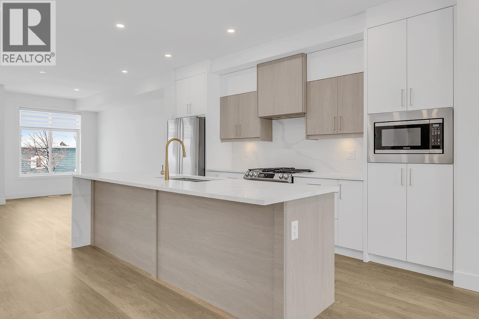 5300 Main Street Unit# 103. Kelowna, British Columbia