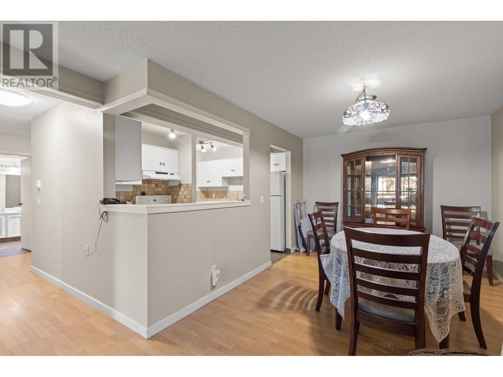 1035 Bernard Avenue Unit# 108. Kelowna, British Columbia