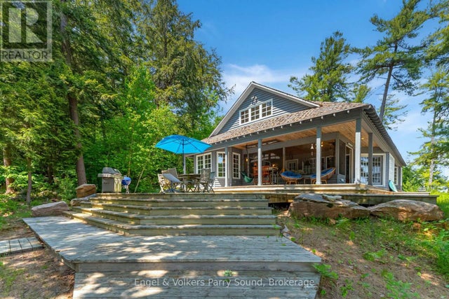 6 29c Mowat Island, Carling