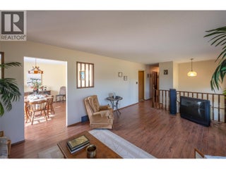 181 Carr Crescent. Oliver, British Columbia