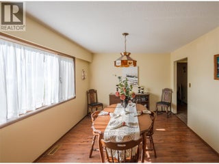 181 Carr Crescent. Oliver, British Columbia