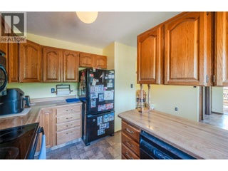 181 Carr Crescent. Oliver, British Columbia