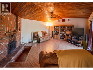 181 Carr Crescent. Oliver, British Columbia