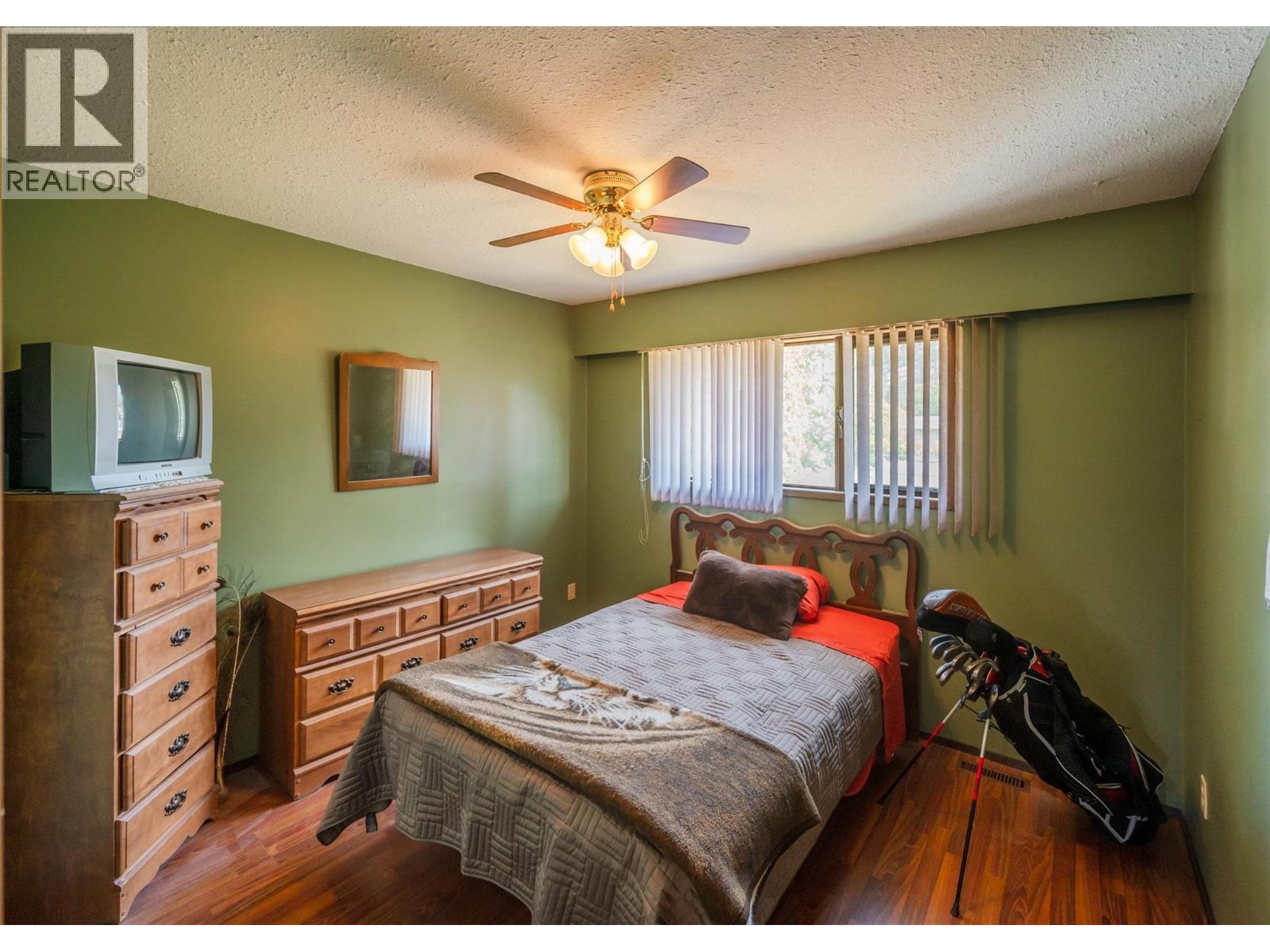 181 Carr Crescent. Oliver, British Columbia