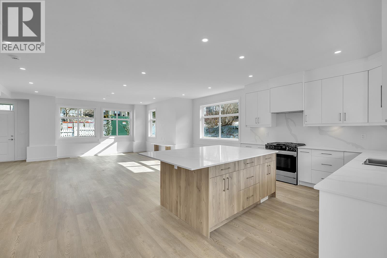 5300 Main Street Unit# 124. Kelowna, British Columbia