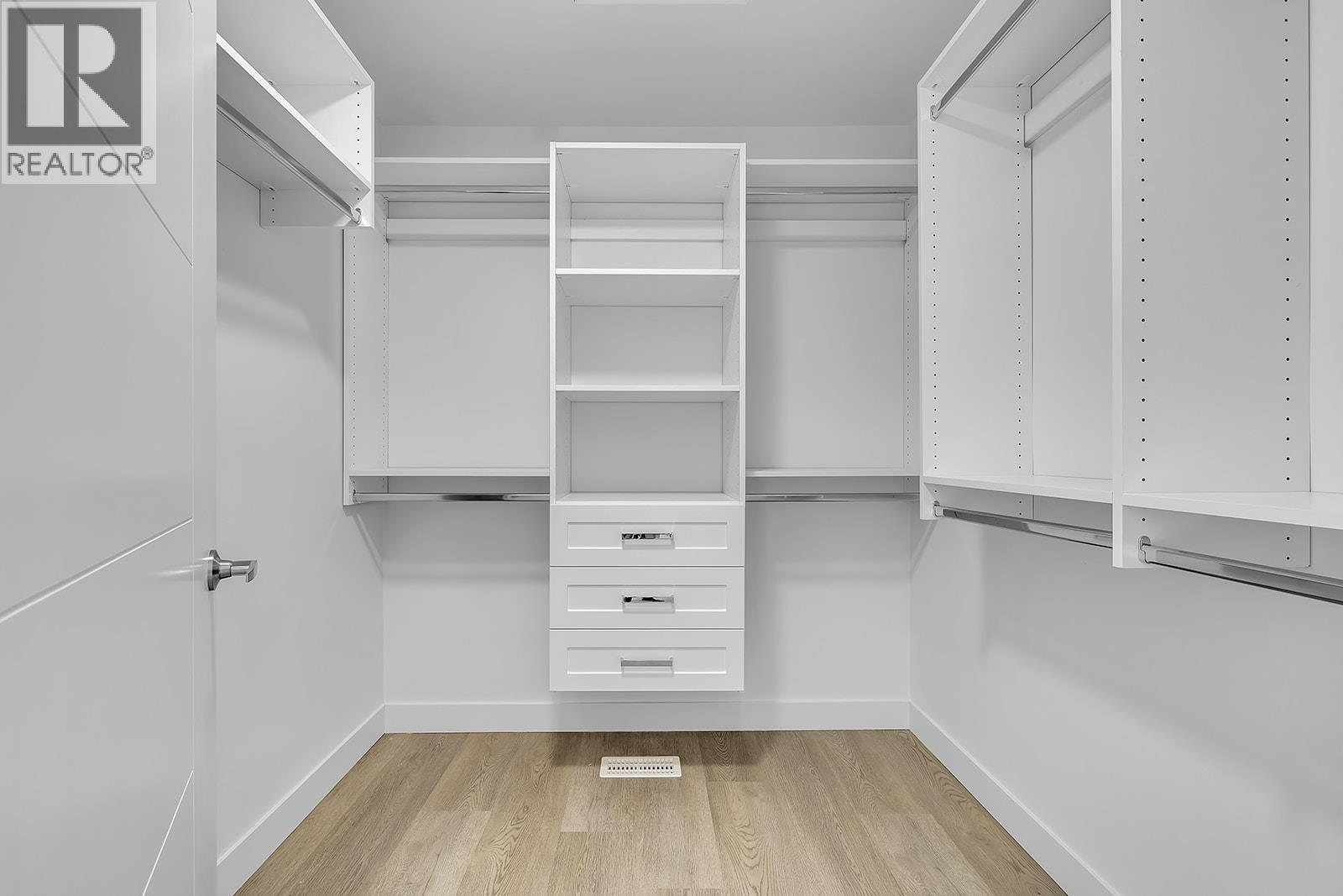 5300 Main Street Unit# 124. Kelowna, British Columbia