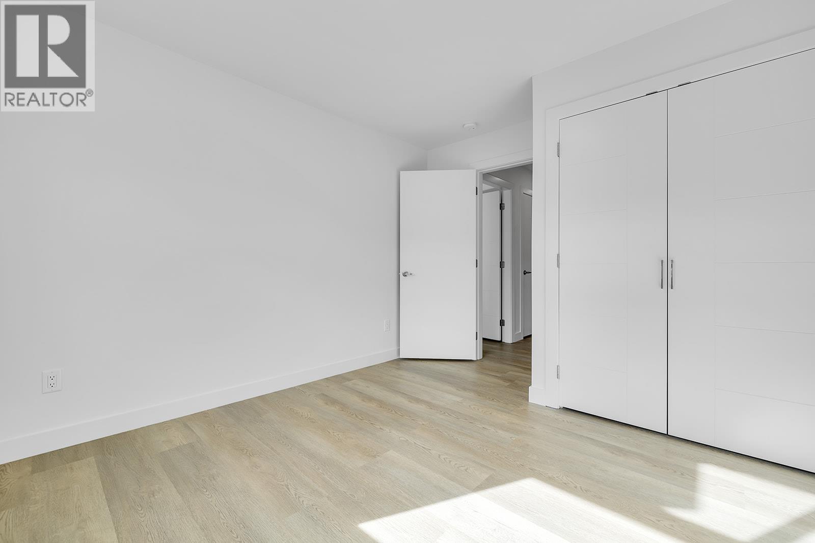 5300 Main Street Unit# 124. Kelowna, British Columbia