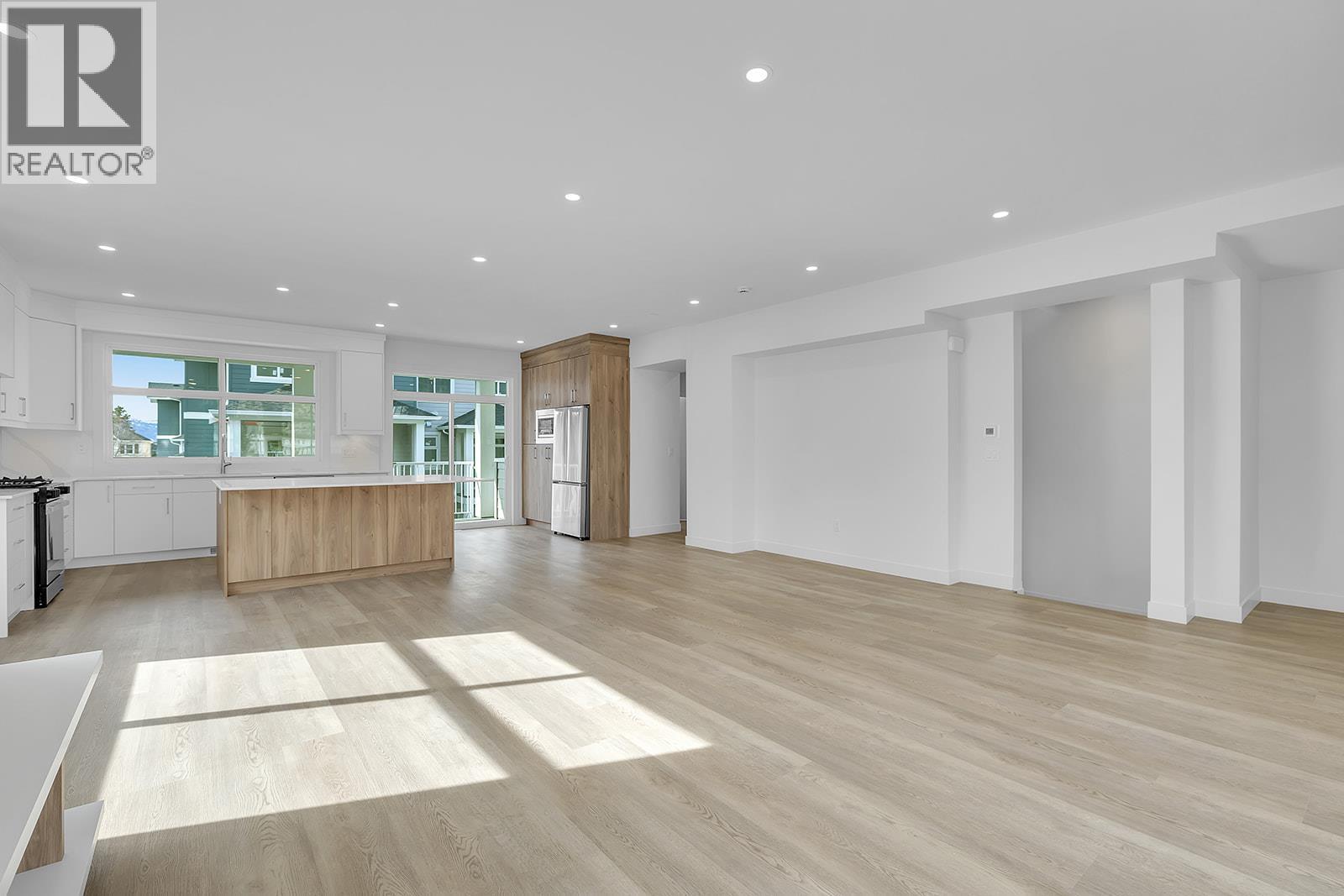 5300 Main Street Unit# 124. Kelowna, British Columbia