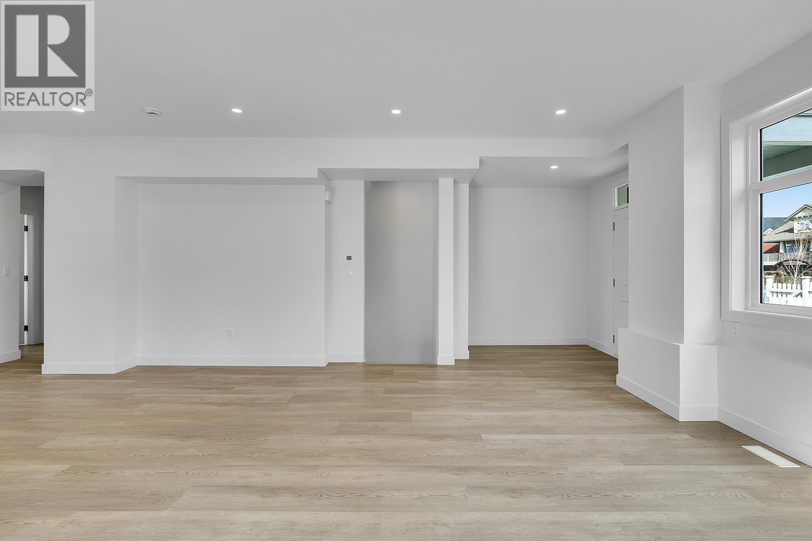 5300 Main Street Unit# 124. Kelowna, British Columbia