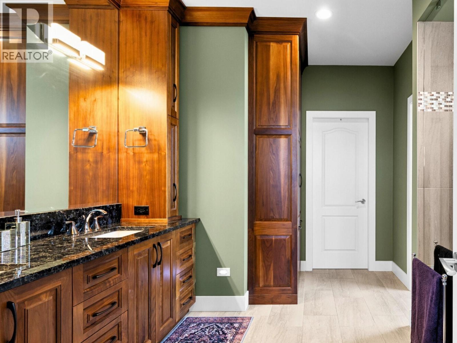 5580 Trestle Ridge Court. Kelowna, British Columbia