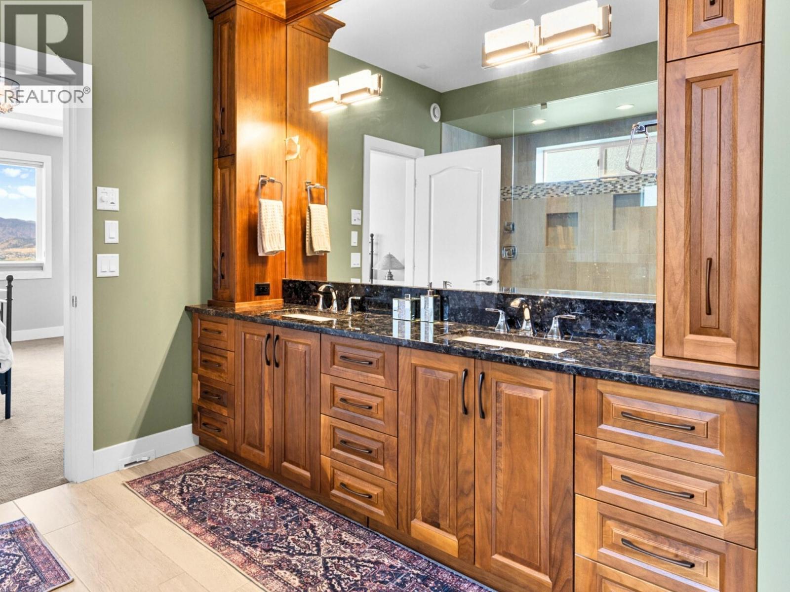 5580 Trestle Ridge Court. Kelowna, British Columbia