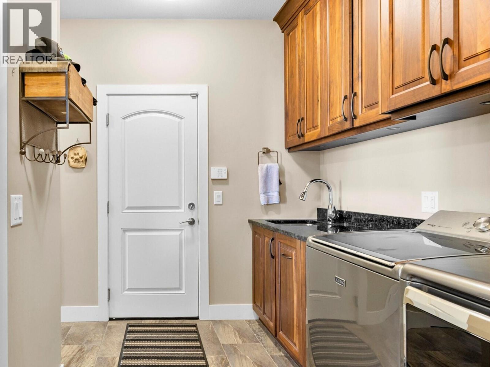 5580 Trestle Ridge Court. Kelowna, British Columbia