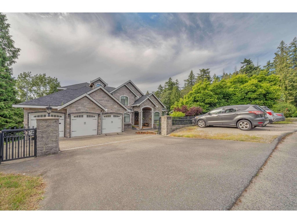 12701 107a Avenue, Surrey