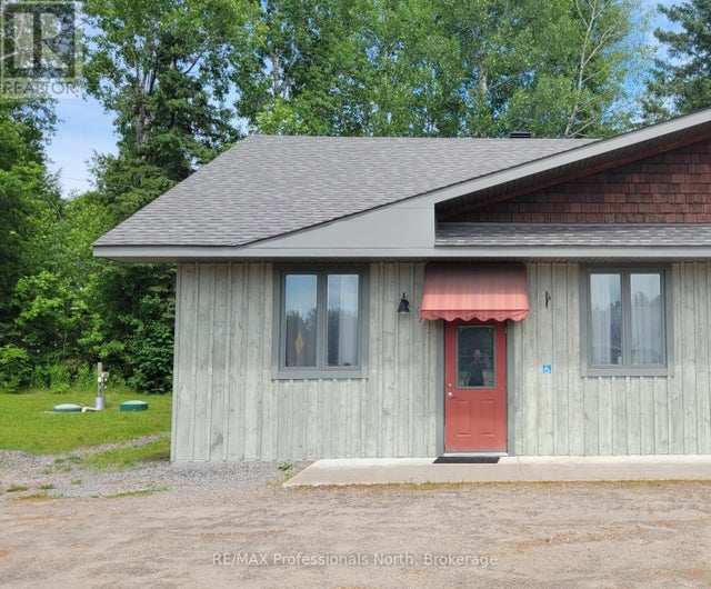 C - 60 Ontario Street, Burk's Falls