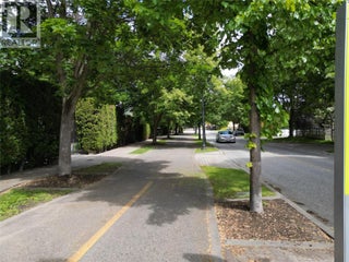 2277 Richter Street. Kelowna, British Columbia