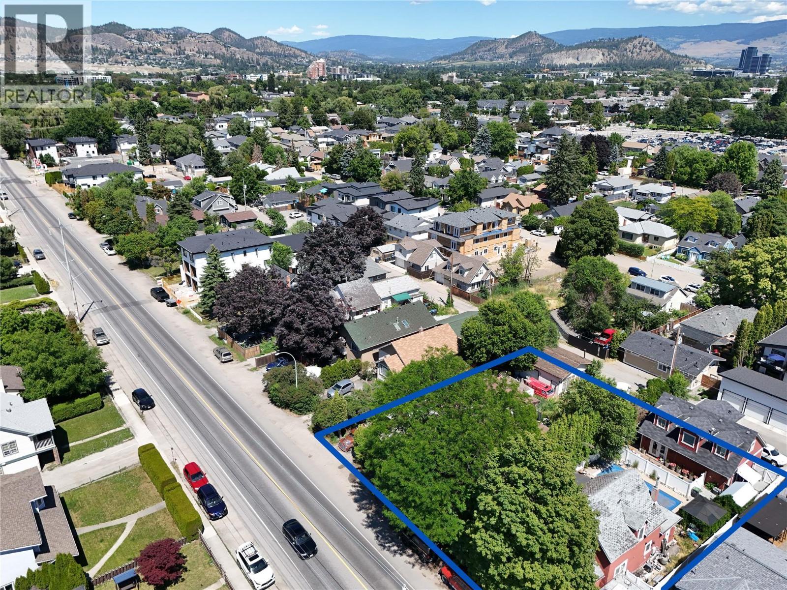 2265 Richter Street. Kelowna, British Columbia
