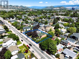 2257 Richter Street. Kelowna, British Columbia