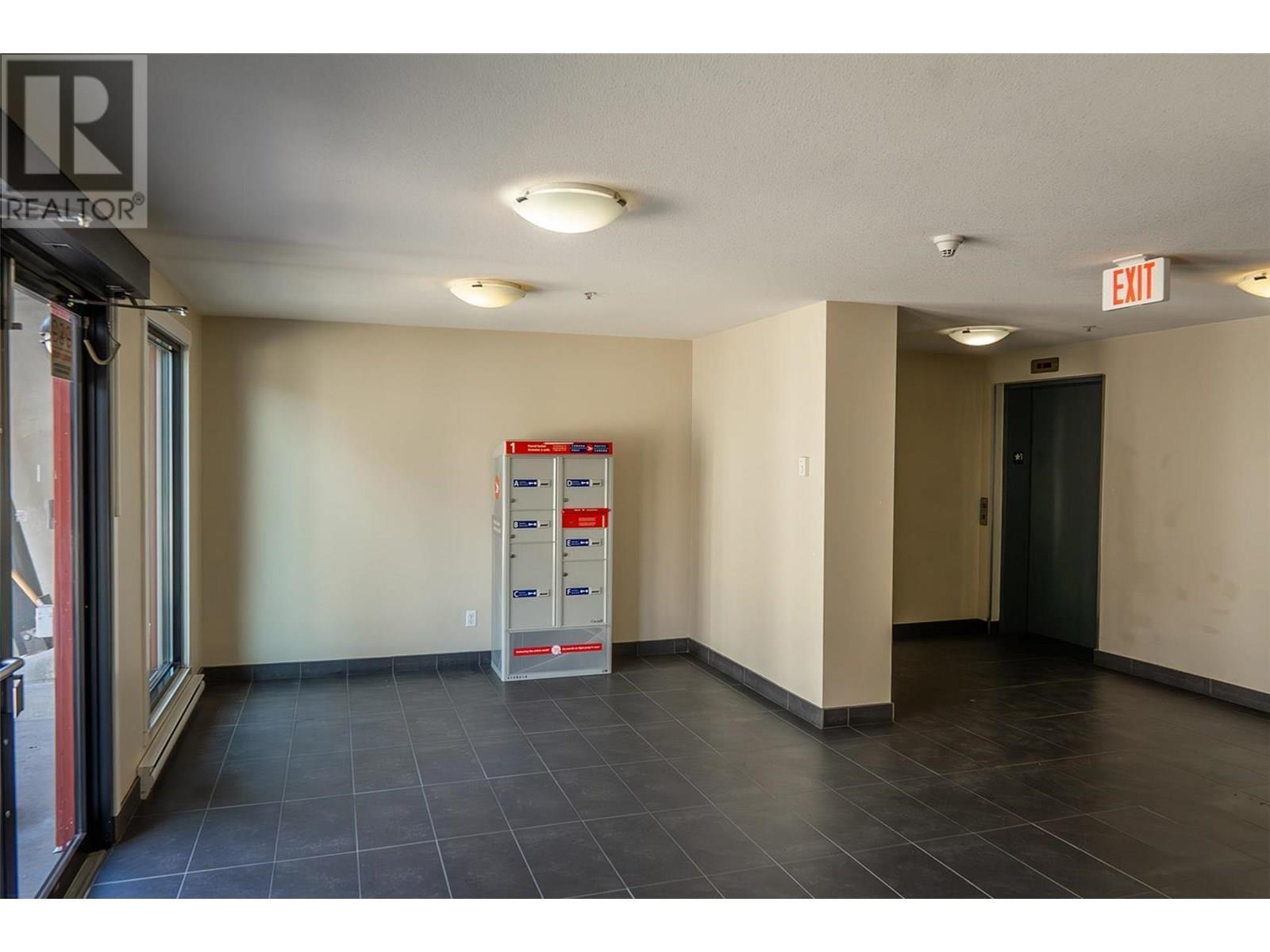 1481 Glenmore Road N Unit# 301. Kelowna, British Columbia