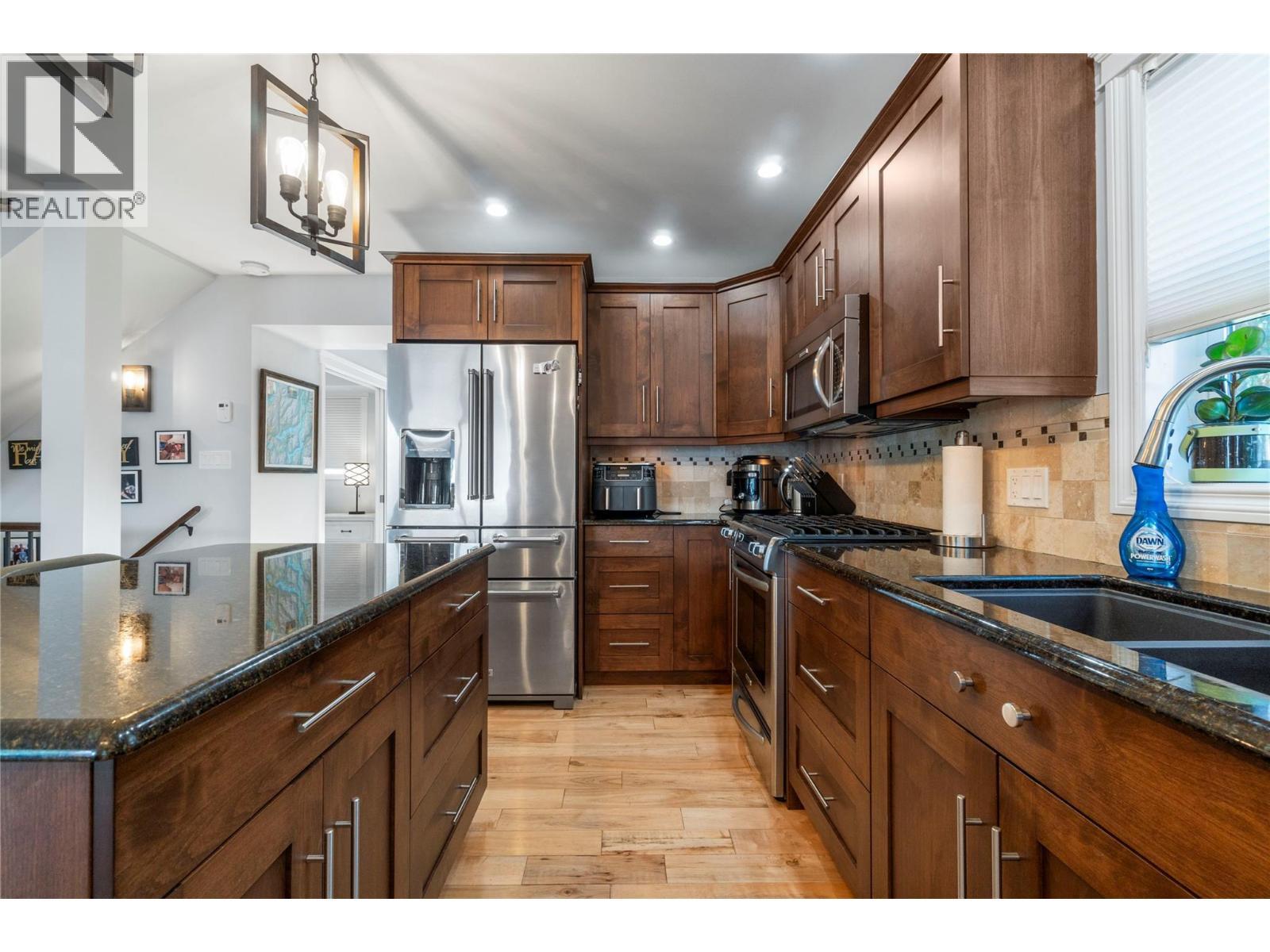 1541 Blind Bay Road Unit# 1. Sorrento, British Columbia