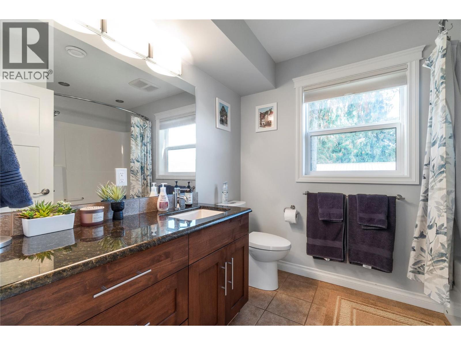 1541 Blind Bay Road Unit# 1. Sorrento, British Columbia